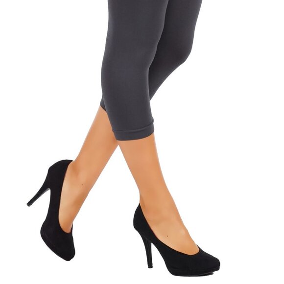 5StarsLine Soft, Capri Length Leggings - Picture 7 of 7